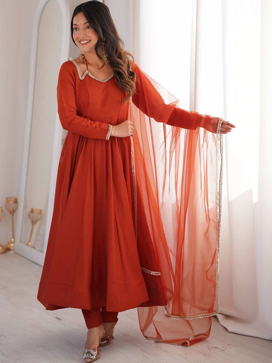 SAJAVAT ETHENIC WEAR Women Regular Gotta Patti Chanderi Silk Kurta with Trousers & With Dupatta thumbnail 2