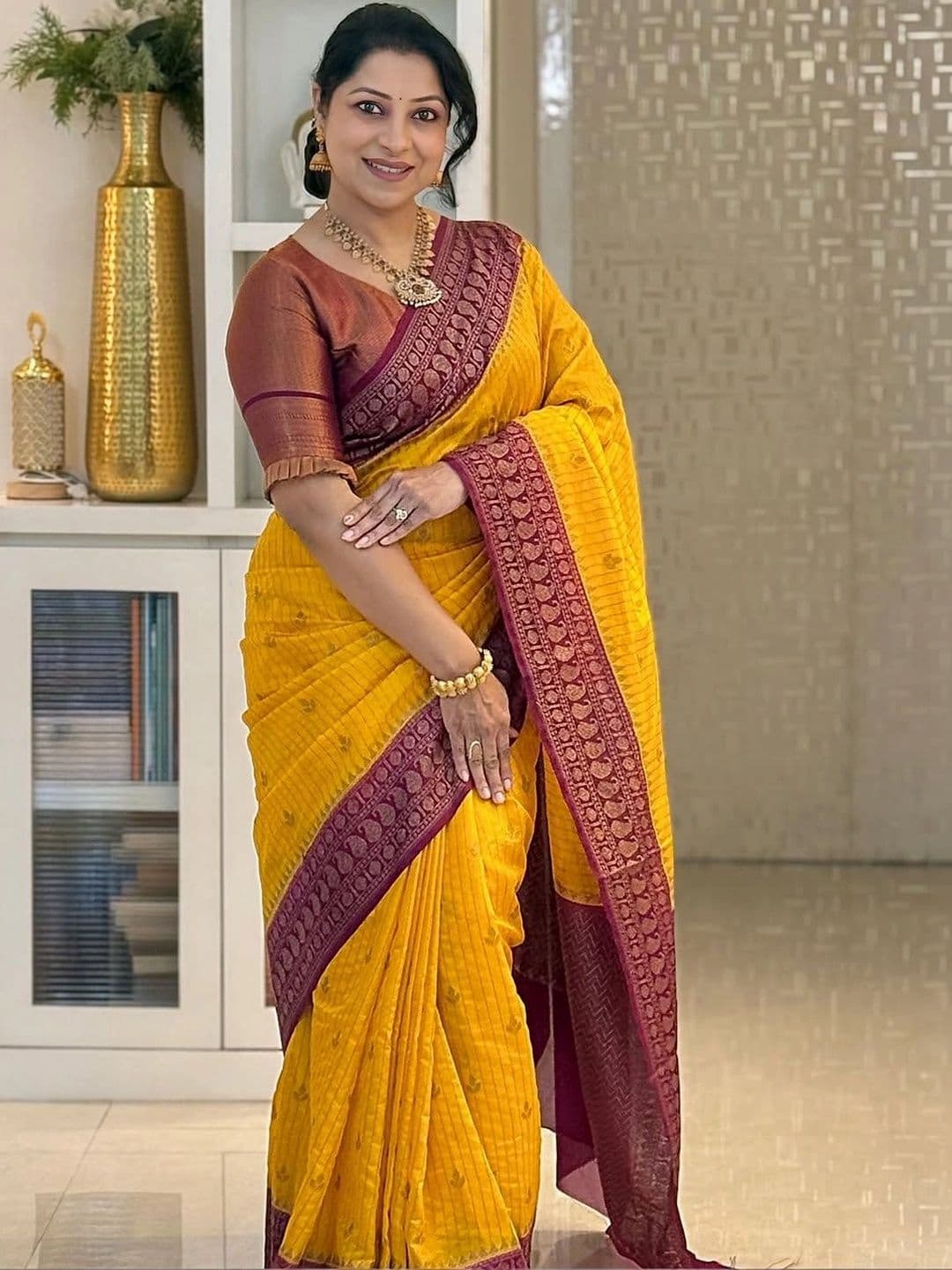 Mitera Woven Design Zari Silk Blend Banarasi Saree - view 1