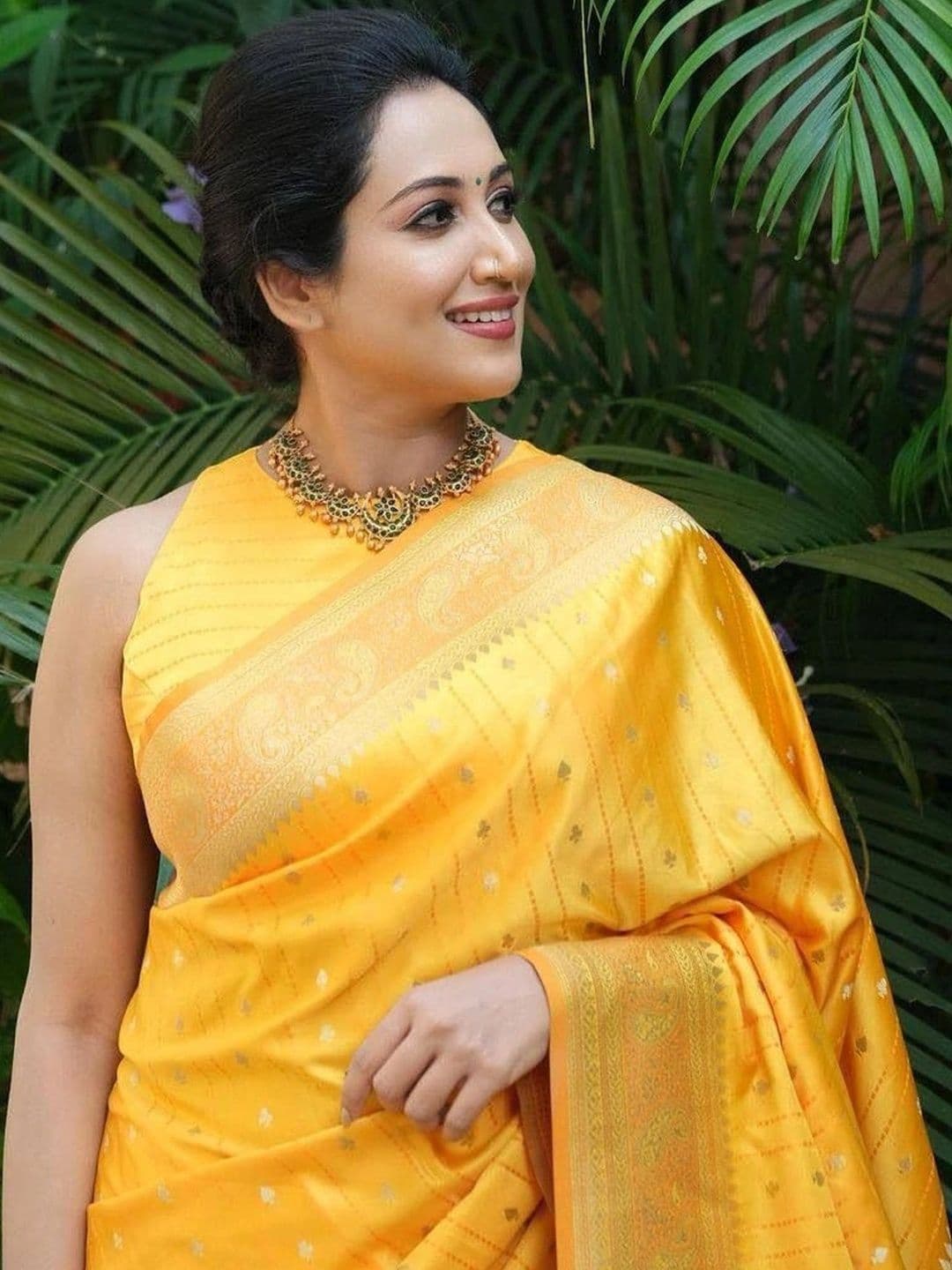 revika Woven Design Zari Art Silk Designer Kanjeevaram Saree thumbnail 2