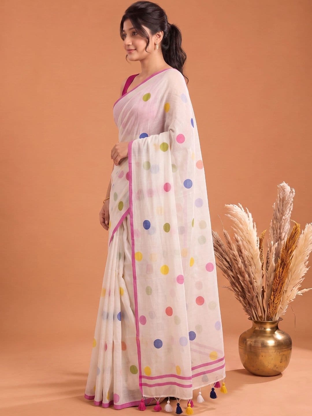 Aparna Polka Dot Pure Cotton Saree thumbnail 2