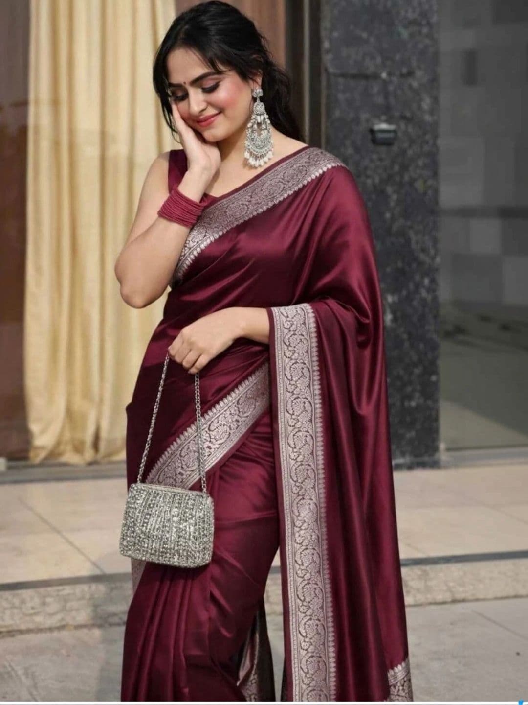 Silk Loomluxe Zari Art Silk Banarasi Saree thumbnail 3