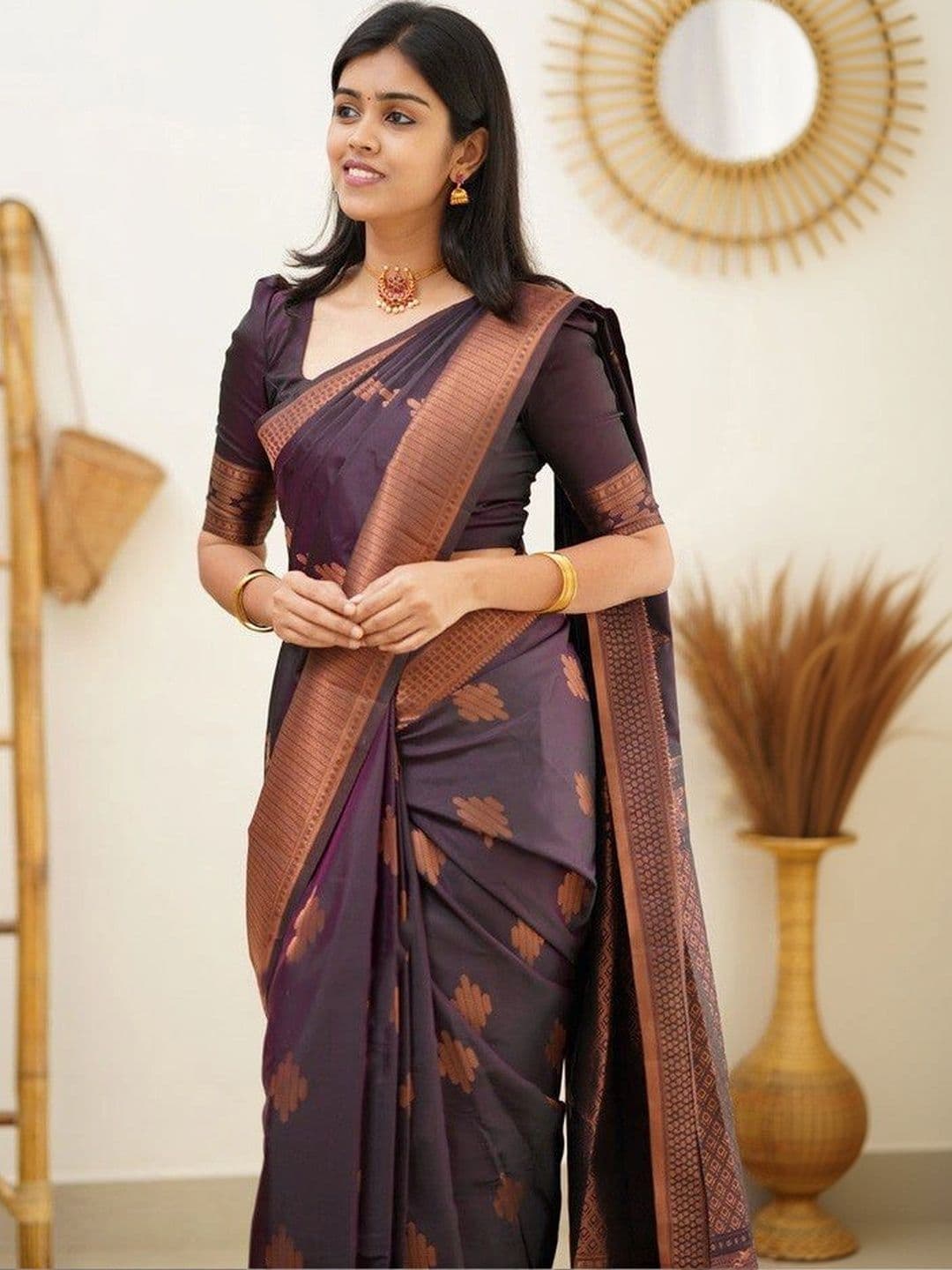 revika Woven Design Art Silk Designer Kanjeevaram Saree thumbnail 3