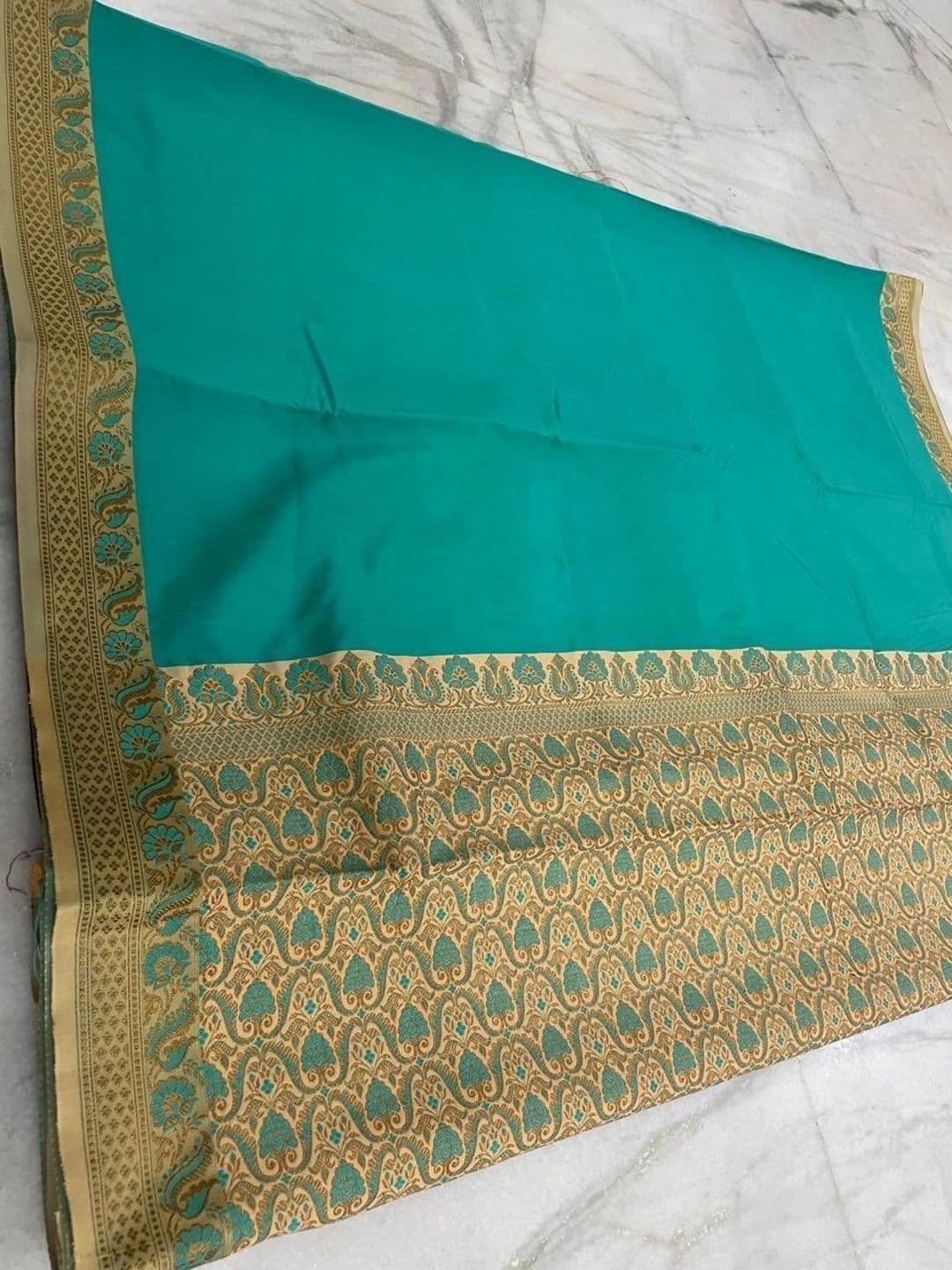 Silk Loomluxe Zari Art Silk Banarasi Saree thumbnail 2