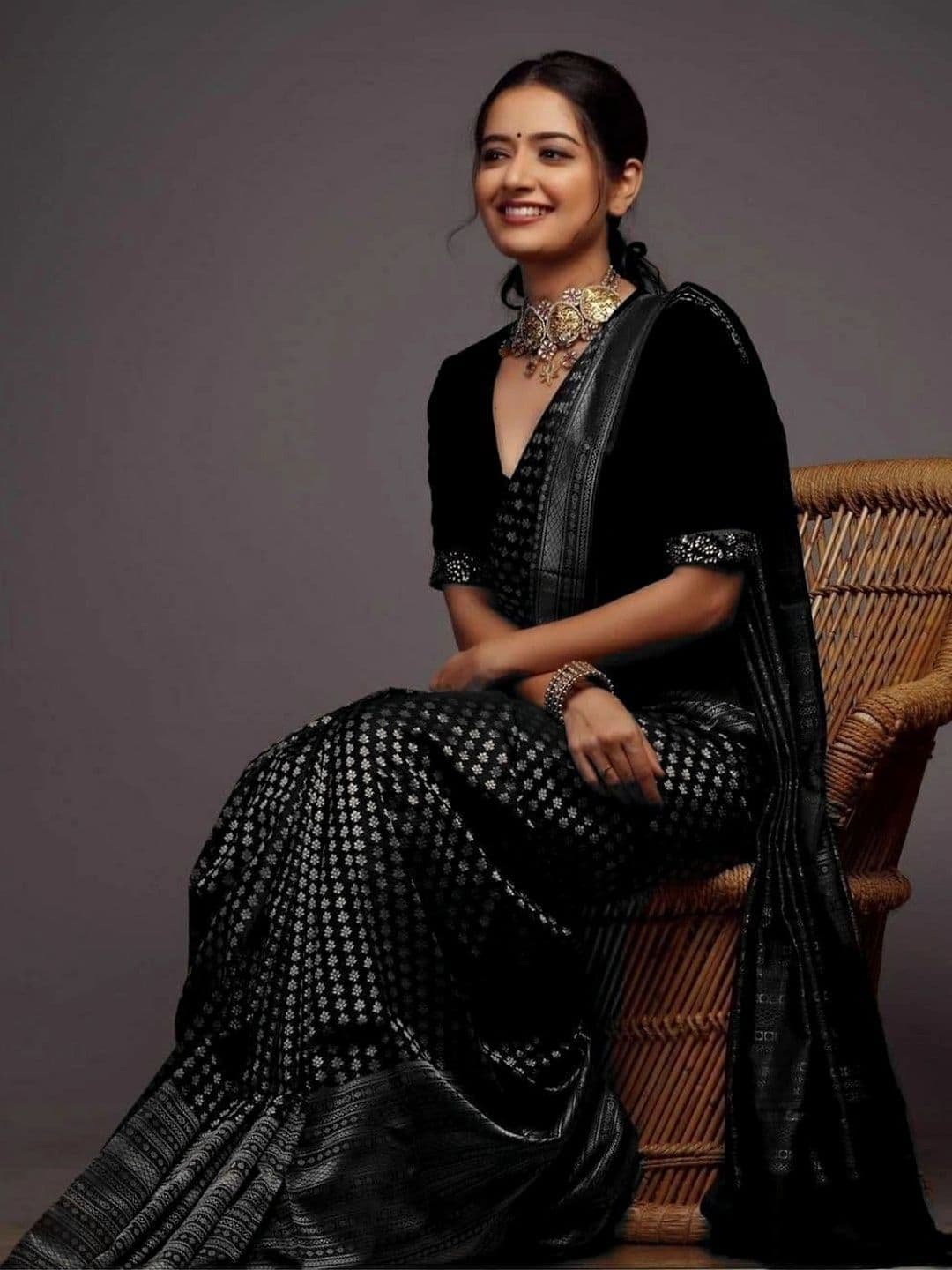 revika Woven Design Zari Art Silk Designer Kanjeevaram Saree thumbnail 5