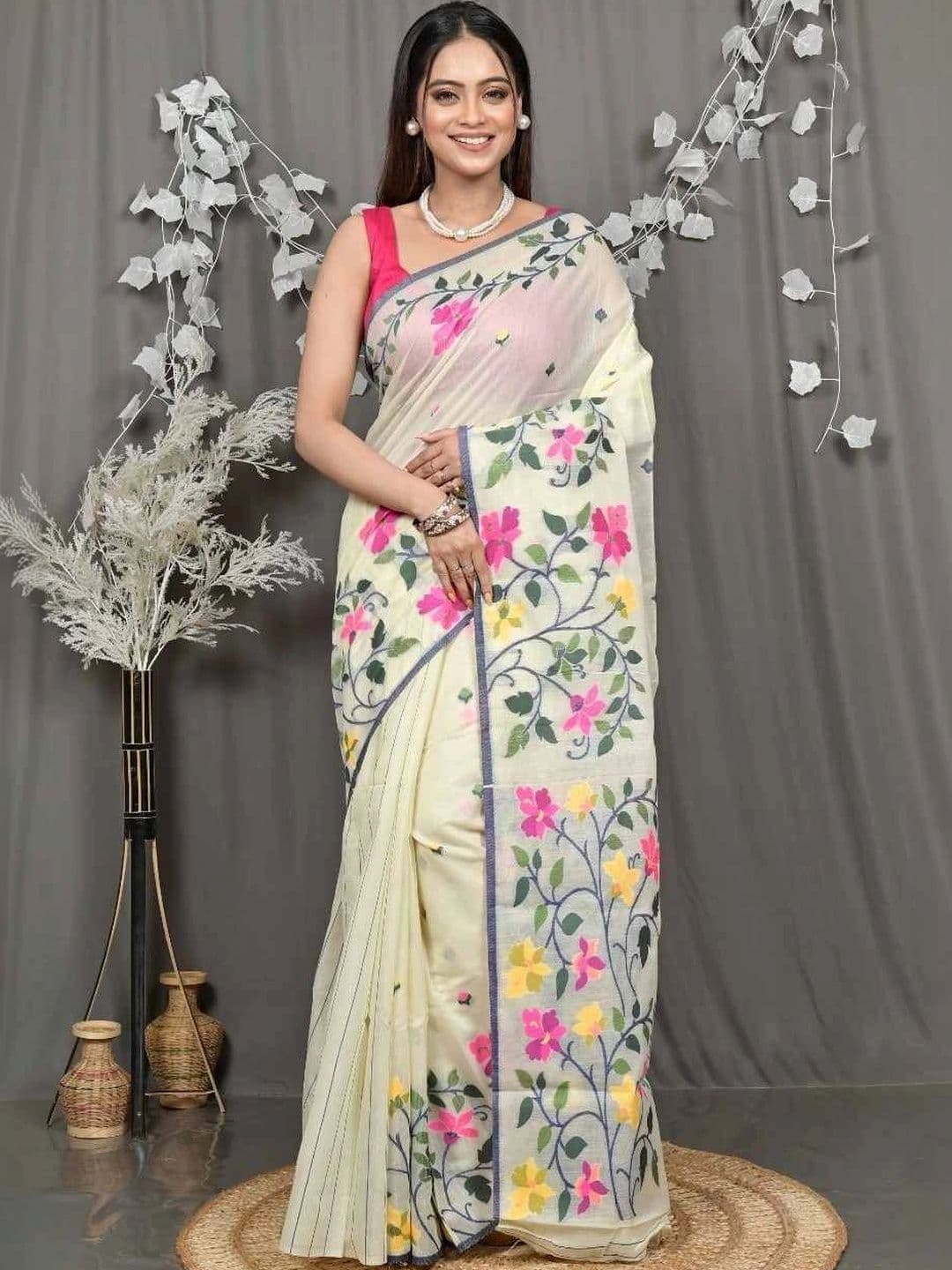 RoyBoni Embroidered Pure Cotton Taant Saree - view 1