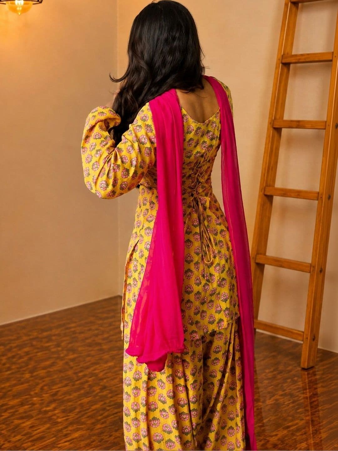 shreeram Women Floral Printed Regular Pure Cotton Kurta with Patiala & With Dupatta thumbnail 5