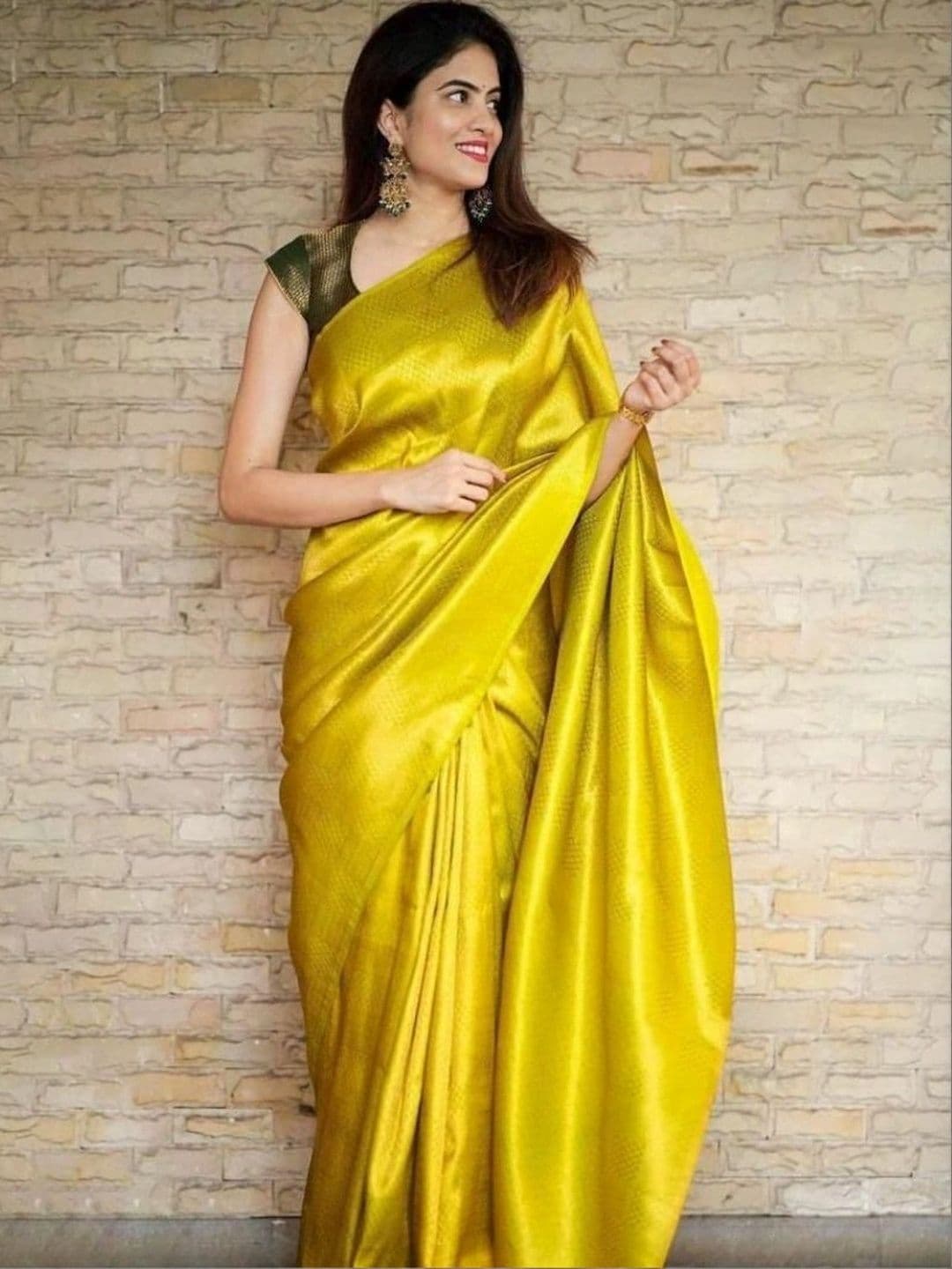 revika Woven Design Art Silk Designer Kanjeevaram Saree thumbnail 3