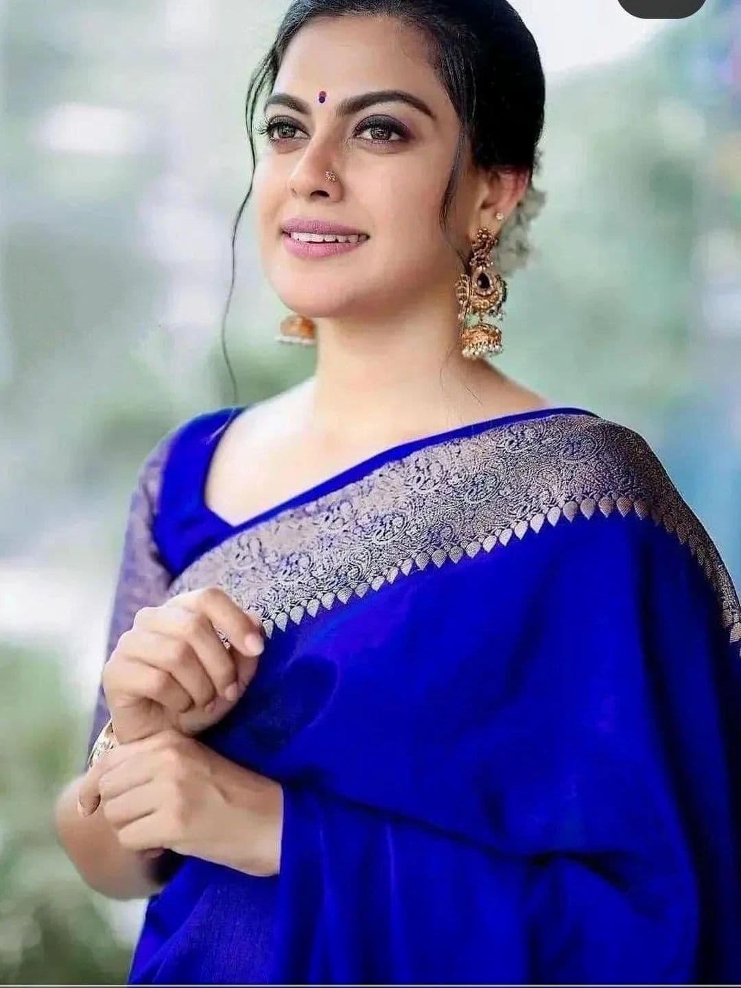 revika Woven Design Zari Art Silk Designer Kanjeevaram Saree thumbnail 3