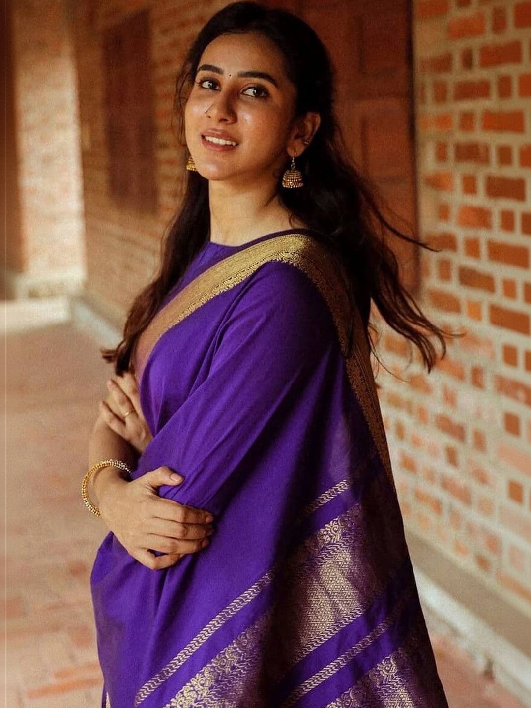 revika Woven Design Zari Art Silk Designer Kanjeevaram Saree thumbnail 3