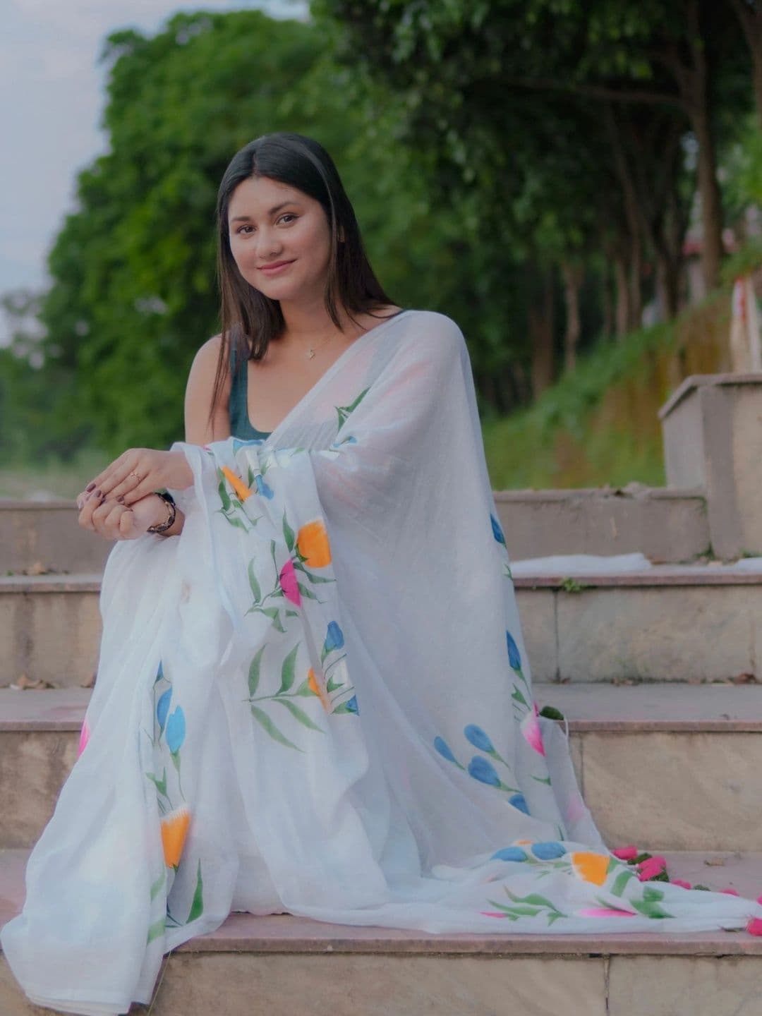 Aparna Floral Pure Cotton Saree thumbnail 2