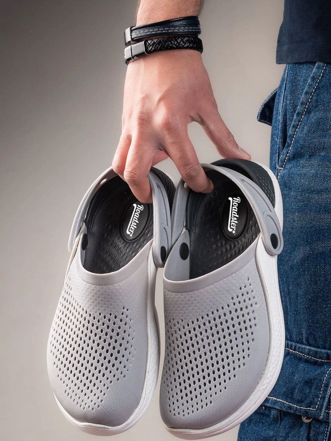 Roadster Men Rubber Clogs thumbnail 5