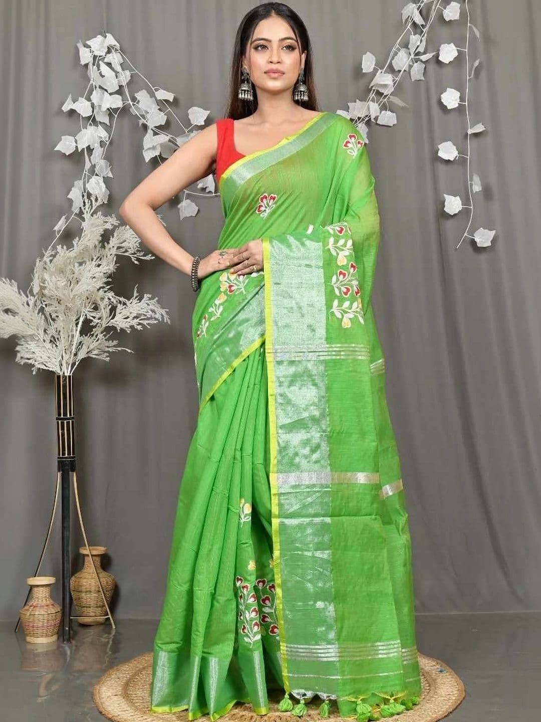 RoyBoni Floral Pure Cotton Taant Saree - view 1