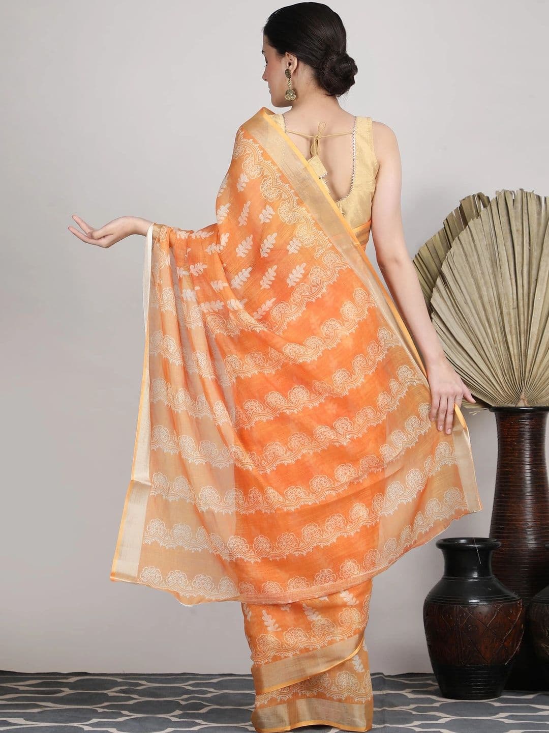 Tantvi By Prakuviri Linen Blend Saree thumbnail 4