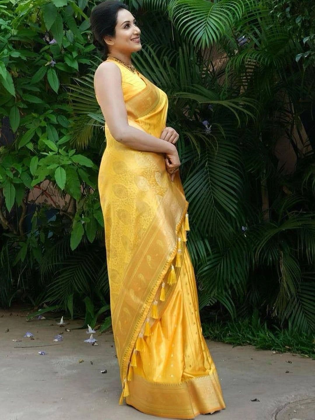 revika Woven Design Zari Art Silk Designer Kanjeevaram Saree thumbnail 4