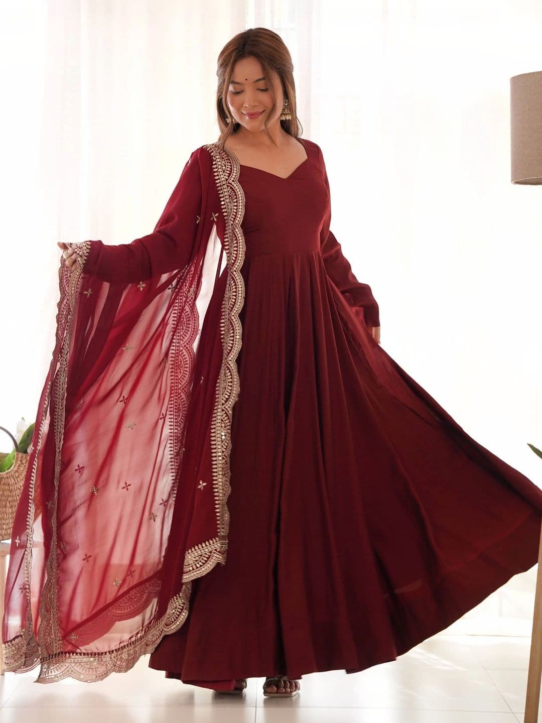 SAJAVAT ETHENIC WEAR Women  Chanderi Silk Kurta with Trousers & With Dupatta thumbnail 2