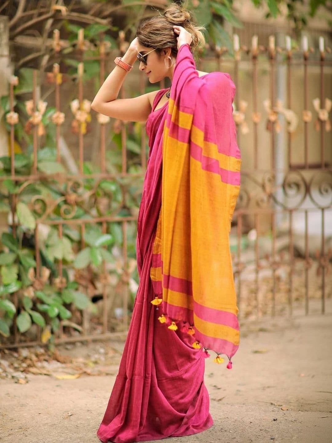 revika Striped Art Silk Designer Kanjeevaram Saree thumbnail 3