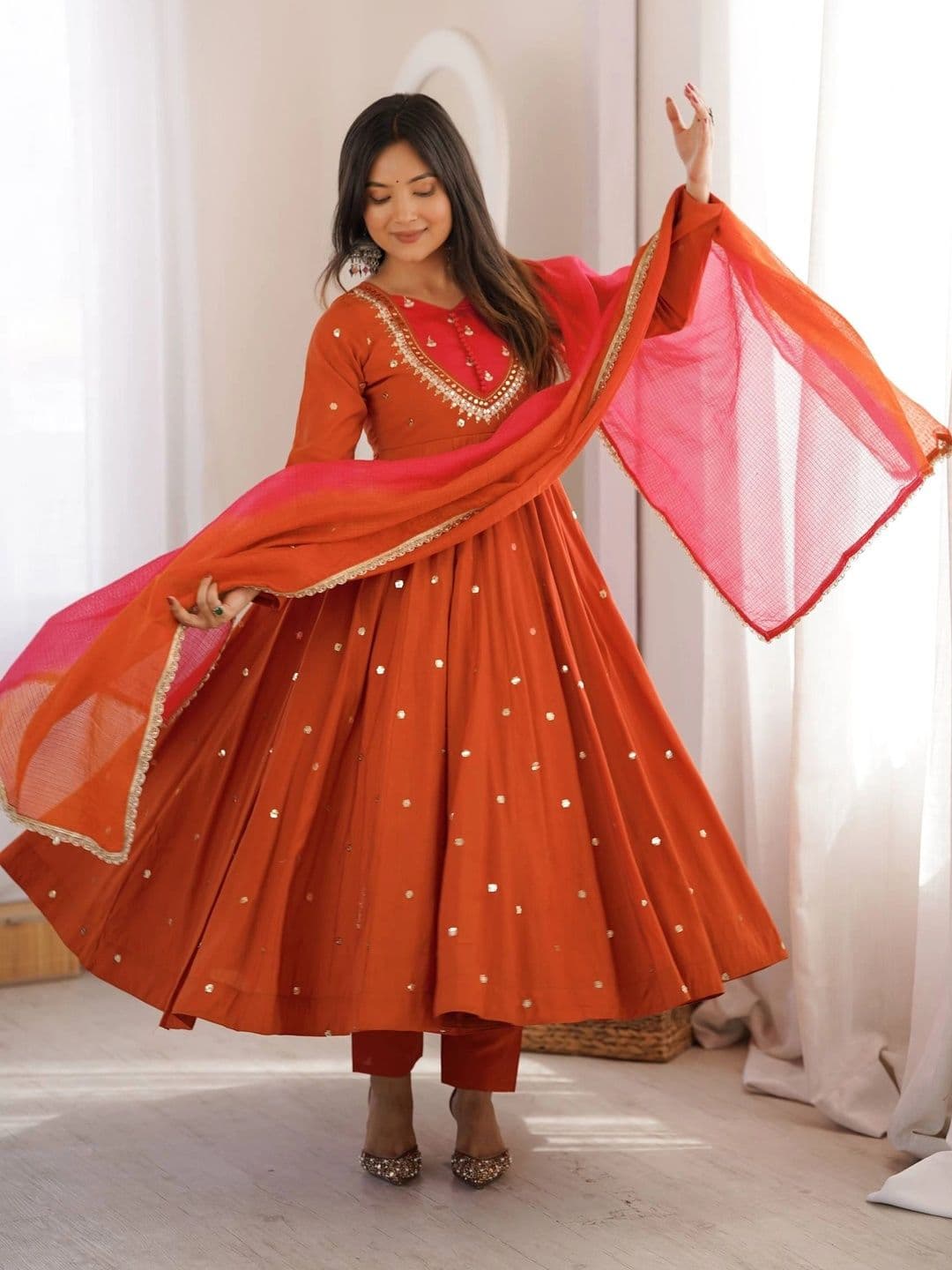 SAJAVAT ETHENIC WEAR Women Ethnic Motifs Empire Sequinned Kurta with Trousers & With Dupatta thumbnail 4
