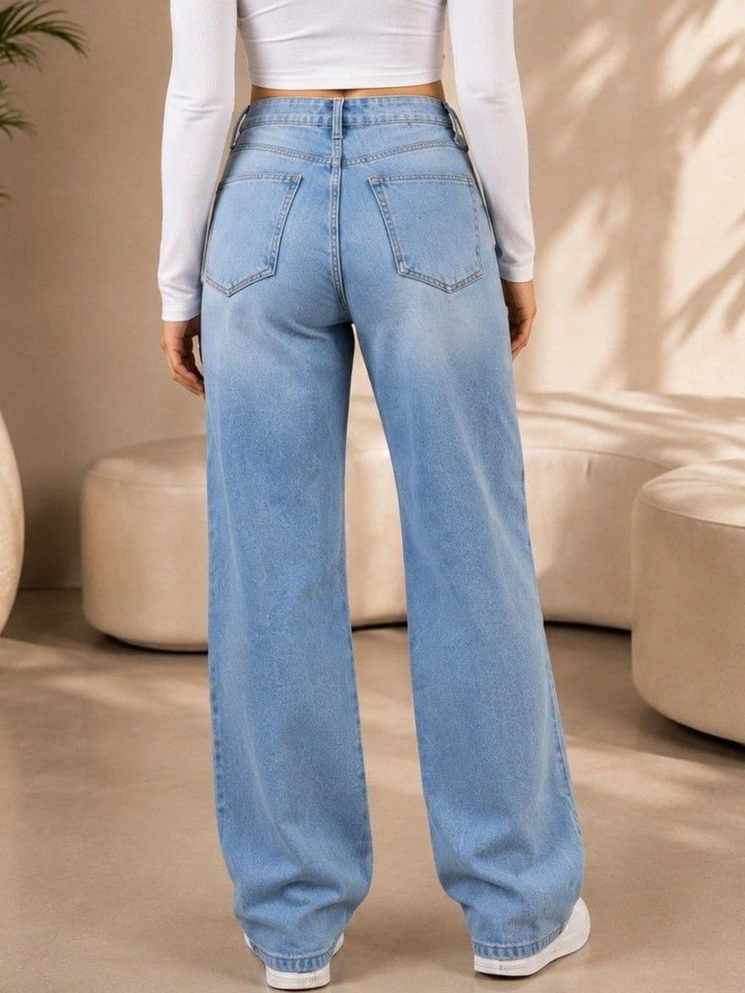 DENIMLOOK Women High-Rise Light Fade Jeans thumbnail 4