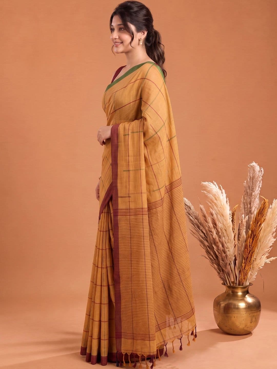 Aparna Women Woven Design Regular Pure Cotton Saree thumbnail 5
