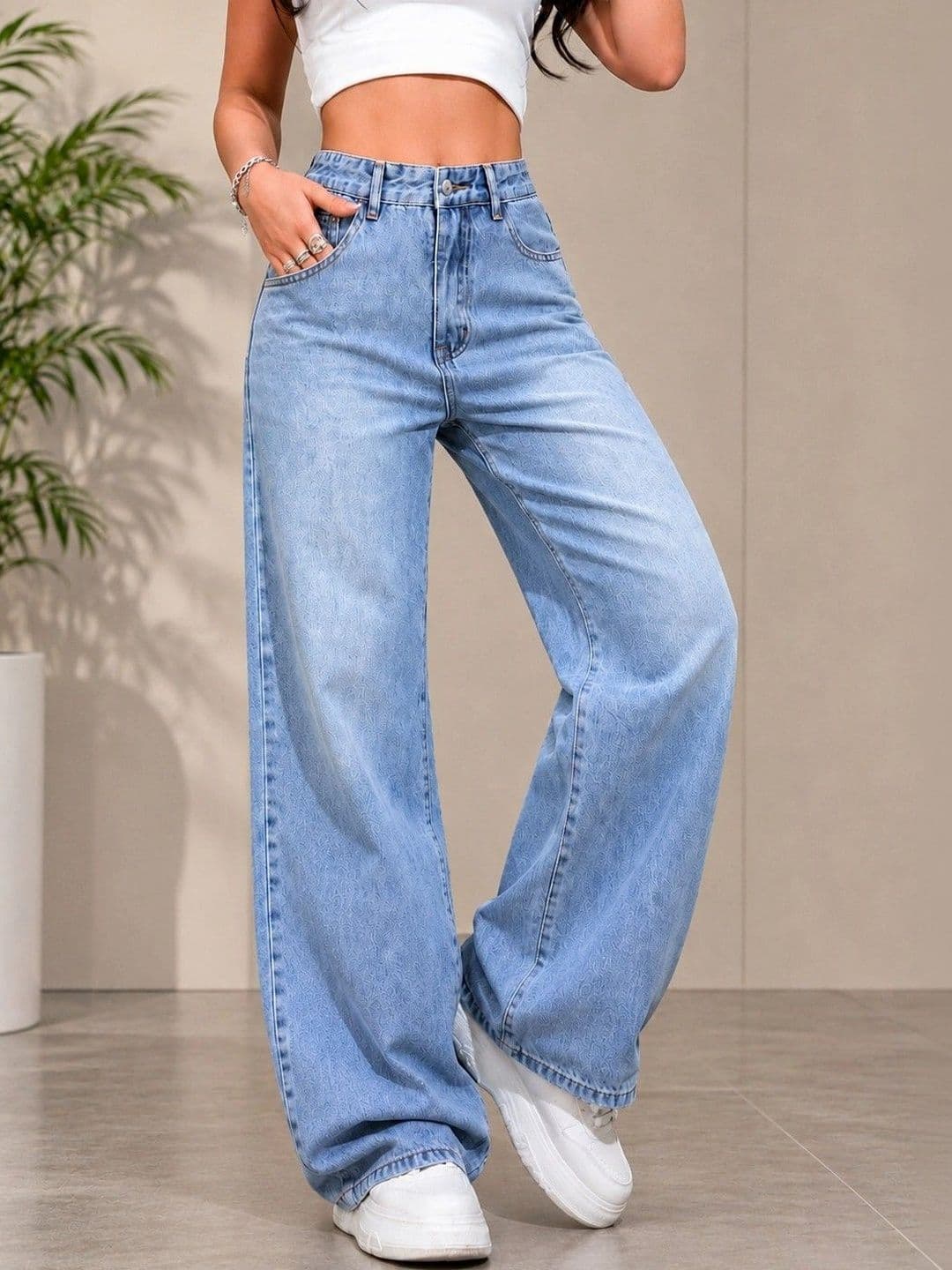 DENIMLOOK Women High-Rise Light Fade Jeans thumbnail 5