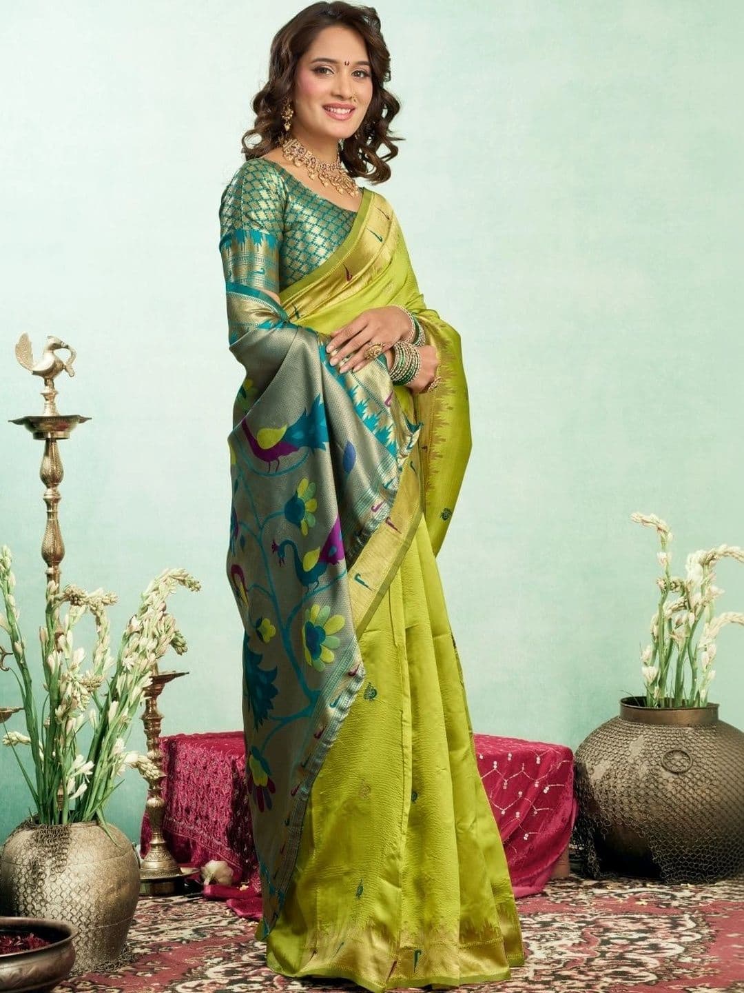 BORAD FASHION Woven Design Zari Silk Blend Designer Paithani Saree thumbnail 3