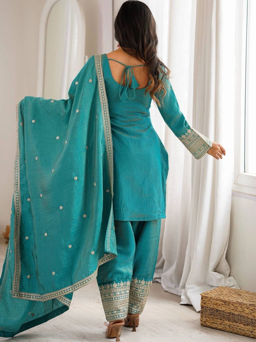 SAJAVAT ETHENIC WEAR Women Ethnic Motifs Embroidered Regular Thread Work Kurta with Patiala & With Dupatta thumbnail 2