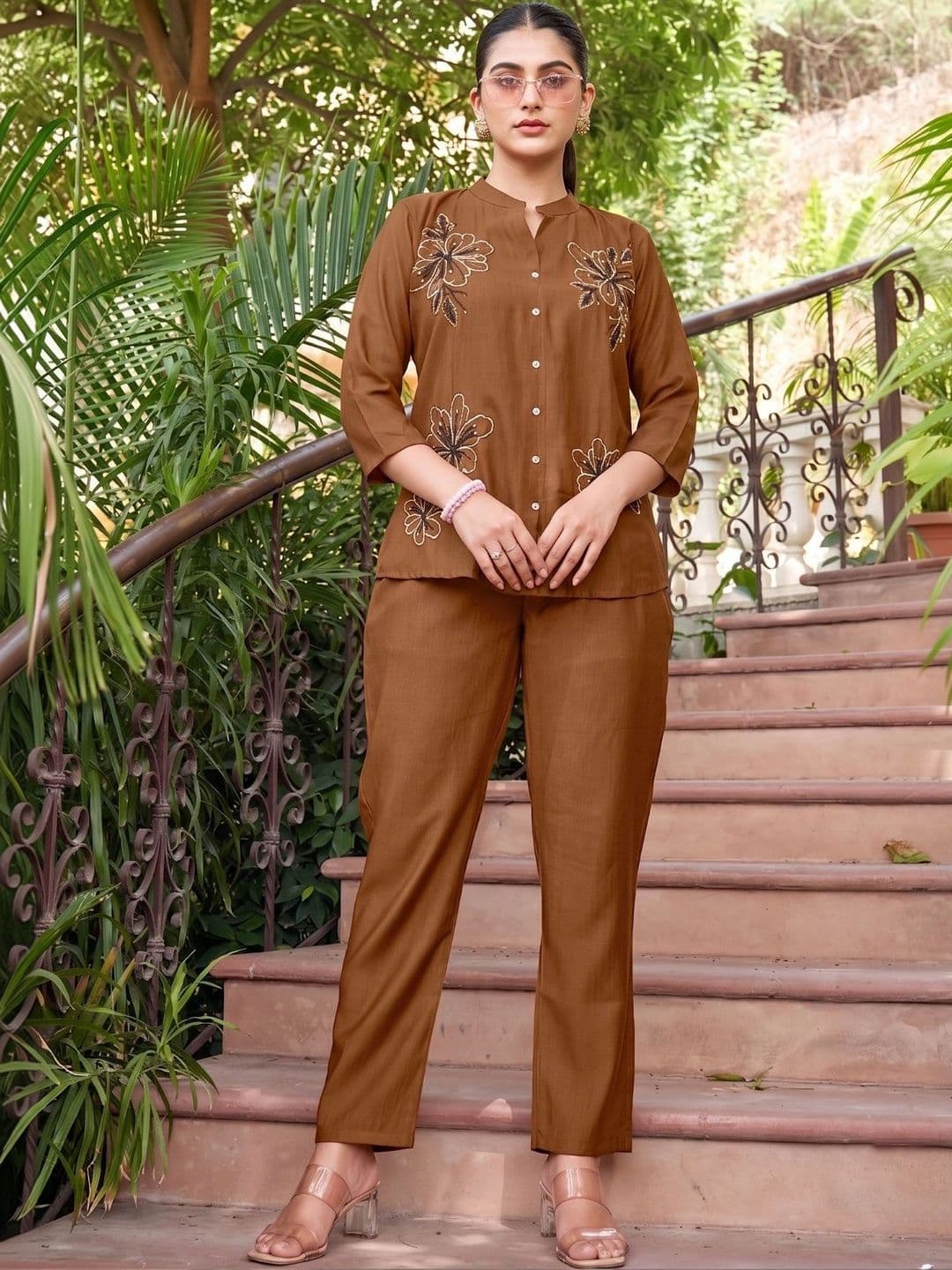 Milvia Embroidered Tunic with Trousers - view 1