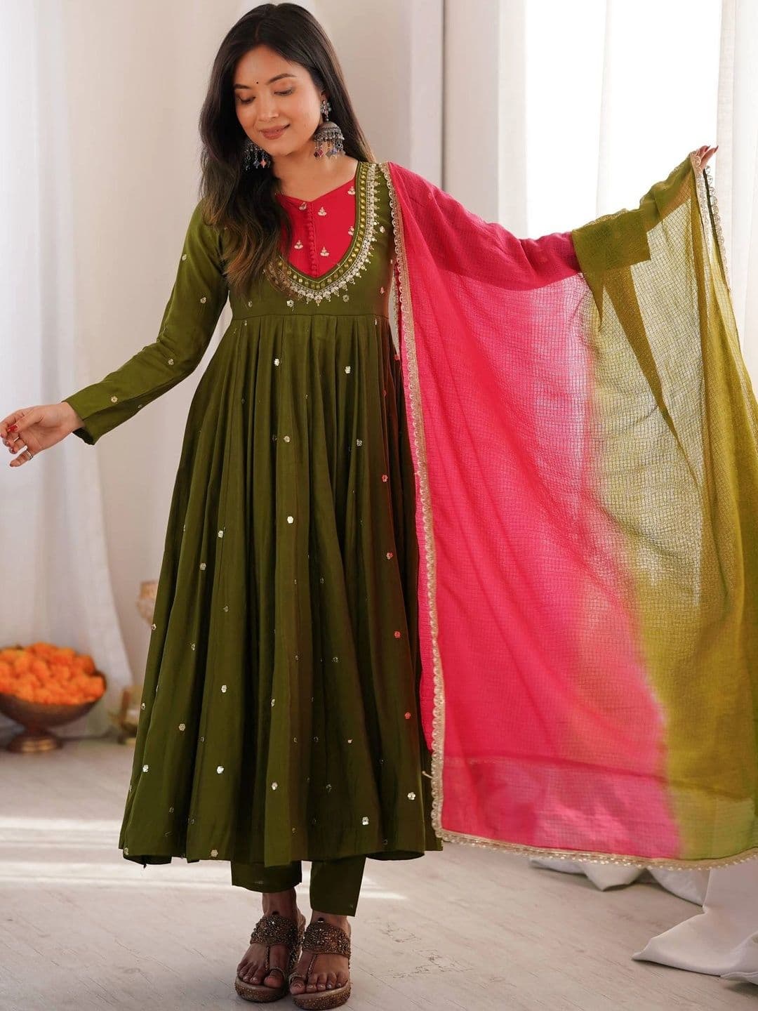 SAJAVAT ETHENIC WEAR Women Ethnic Motifs Regular Sequinned Kurta with Trousers & With Dupatta thumbnail 3