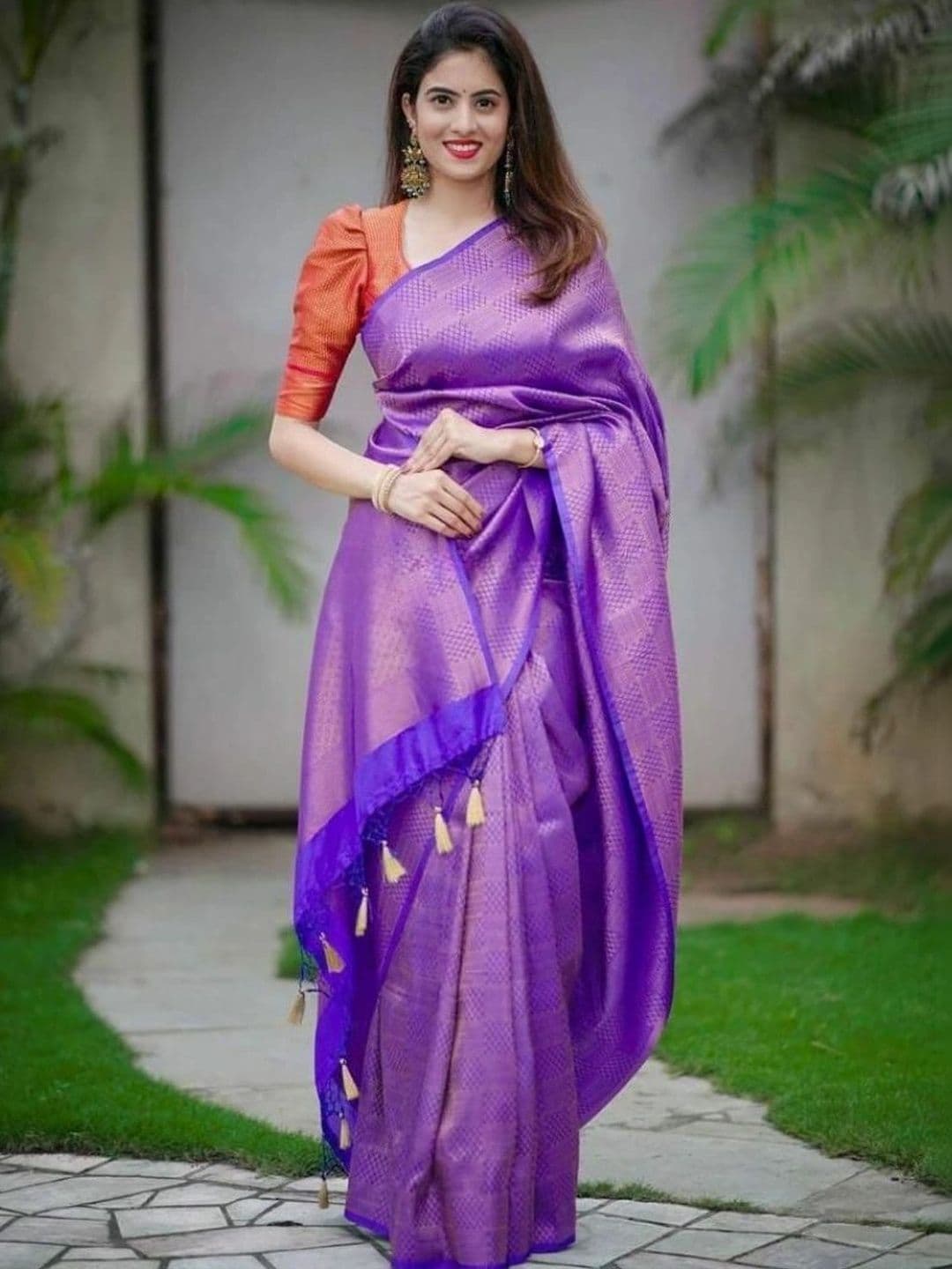 revika Woven Design Art Silk Designer Kanjeevaram Saree thumbnail 2