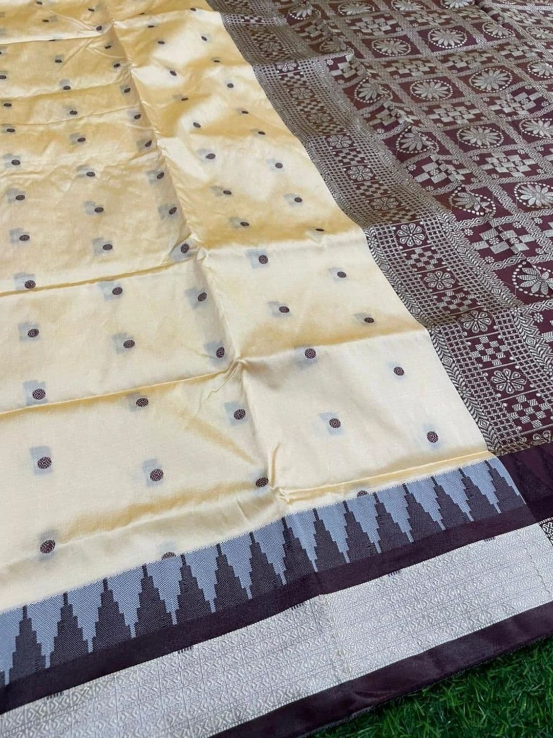 Silk Loomluxe Woven Design Zari Art Silk Sambalpuri Saree thumbnail 2