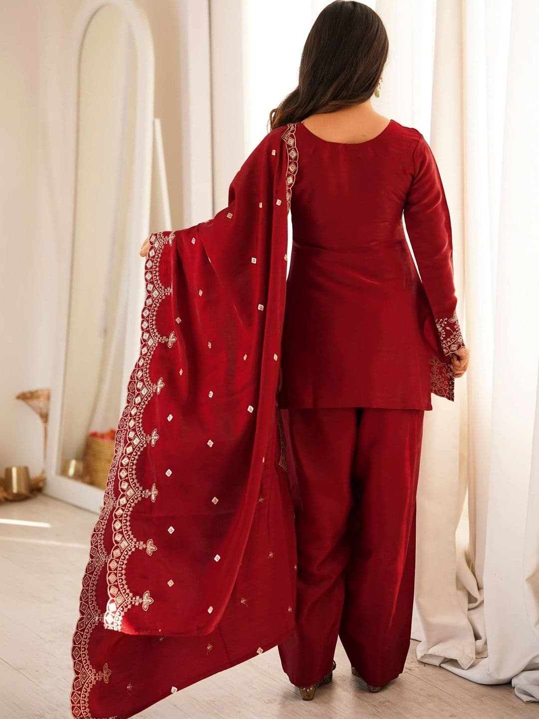 SAJAVAT ETHENIC WEAR Women Ethnic Motifs Embroidered Regular Thread Work Kurta with Patiala & With Dupatta thumbnail 4