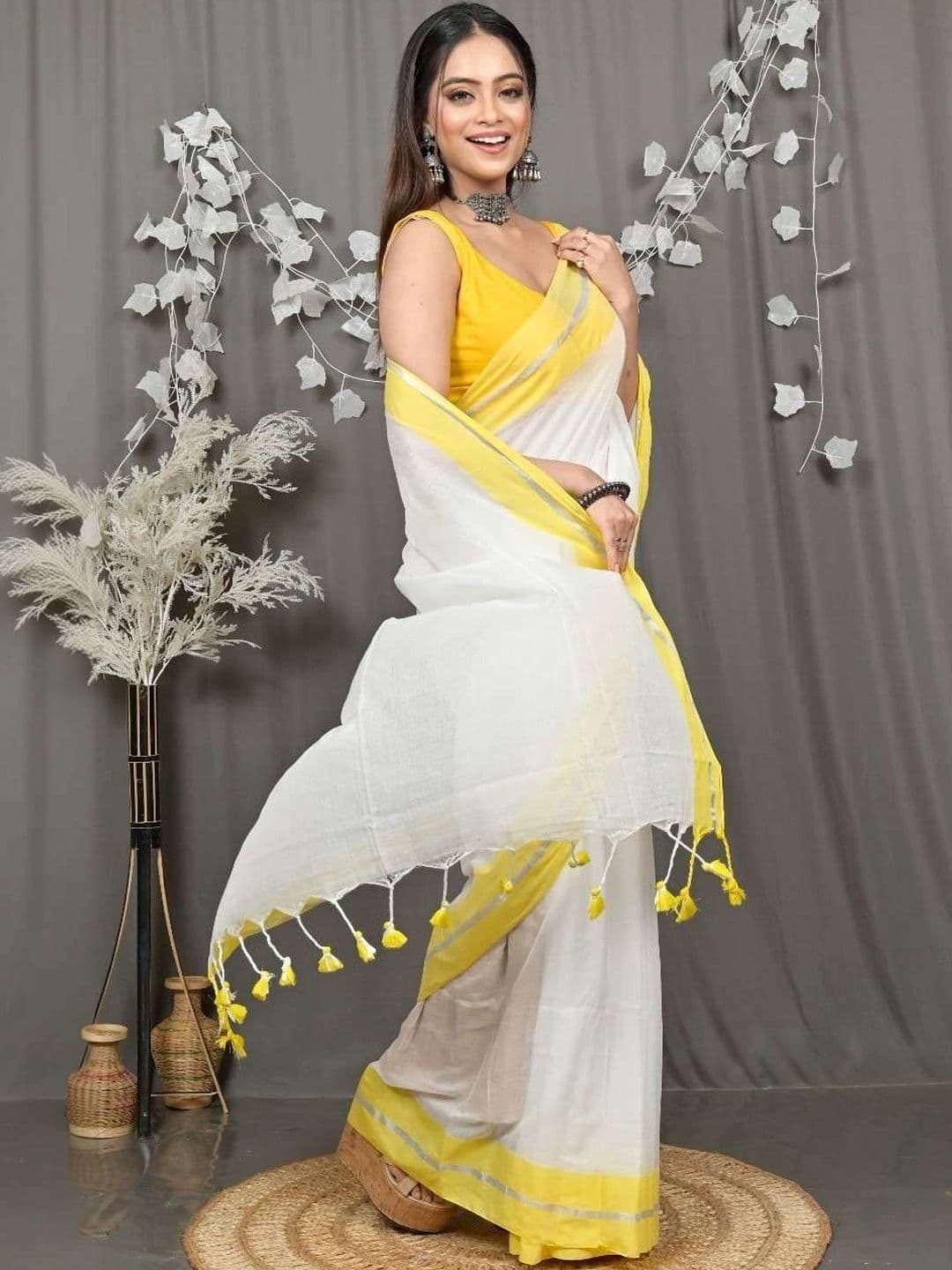 RoyBoni Pure Cotton Taant Saree thumbnail 4