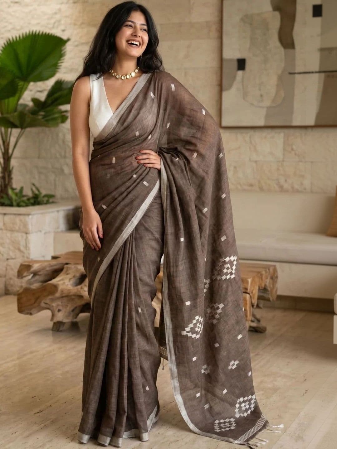 MRSWEARS Woven Design Saree - view 1