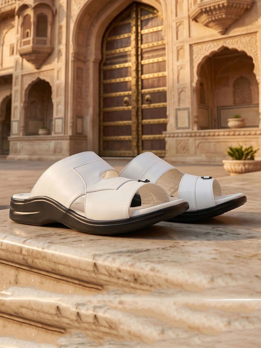 HikBi Men Leather Comfort Sandals - view 1