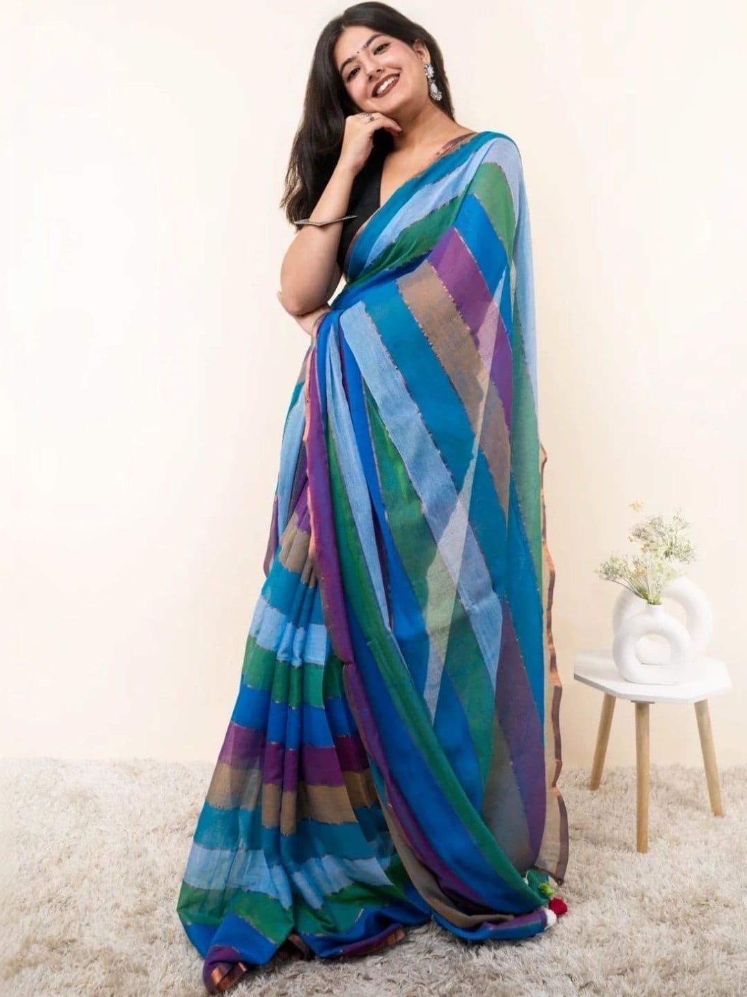 MISS WEARS Striped Saree - view 1