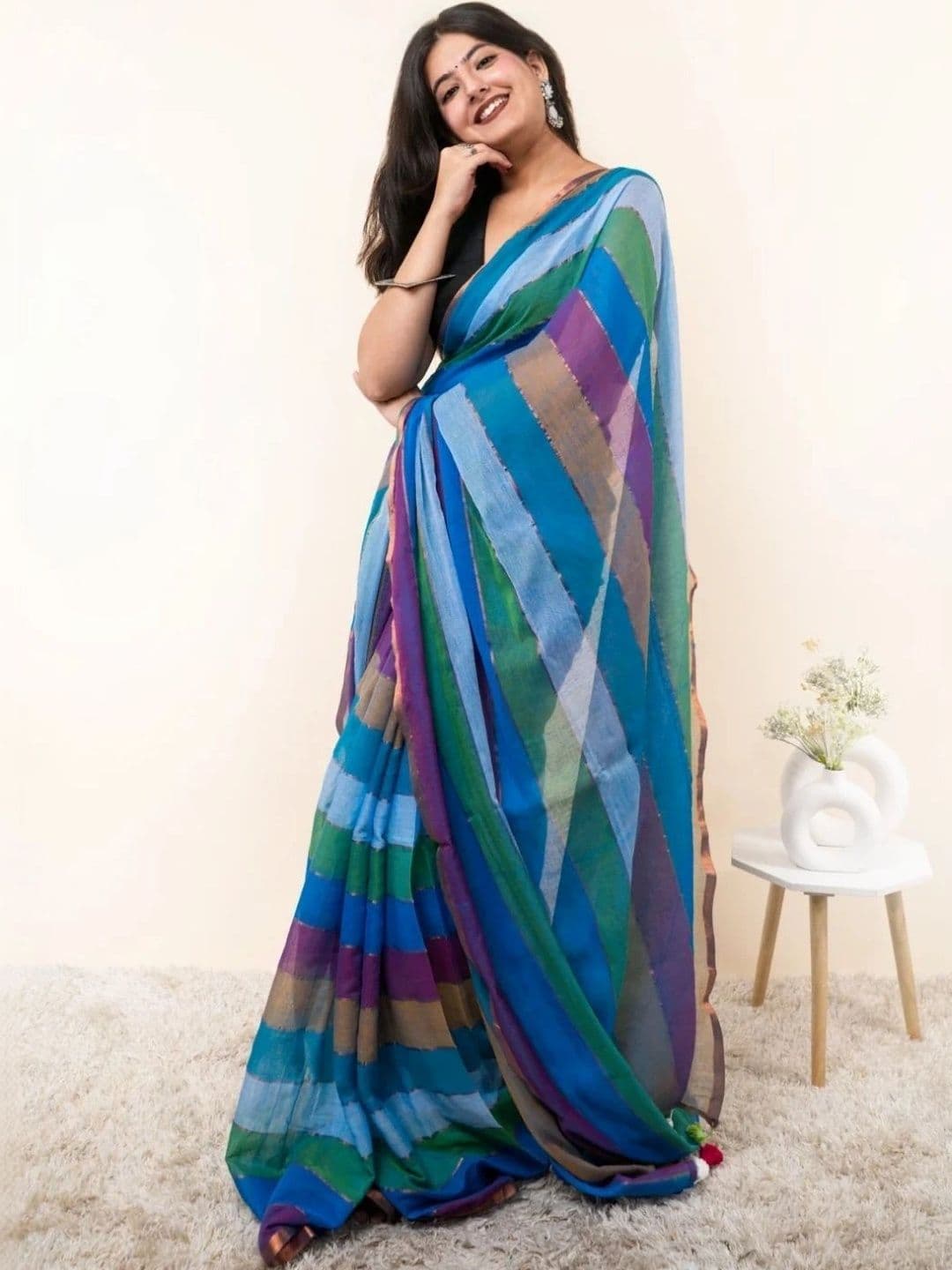 MRSWEARS Striped Saree - view 1