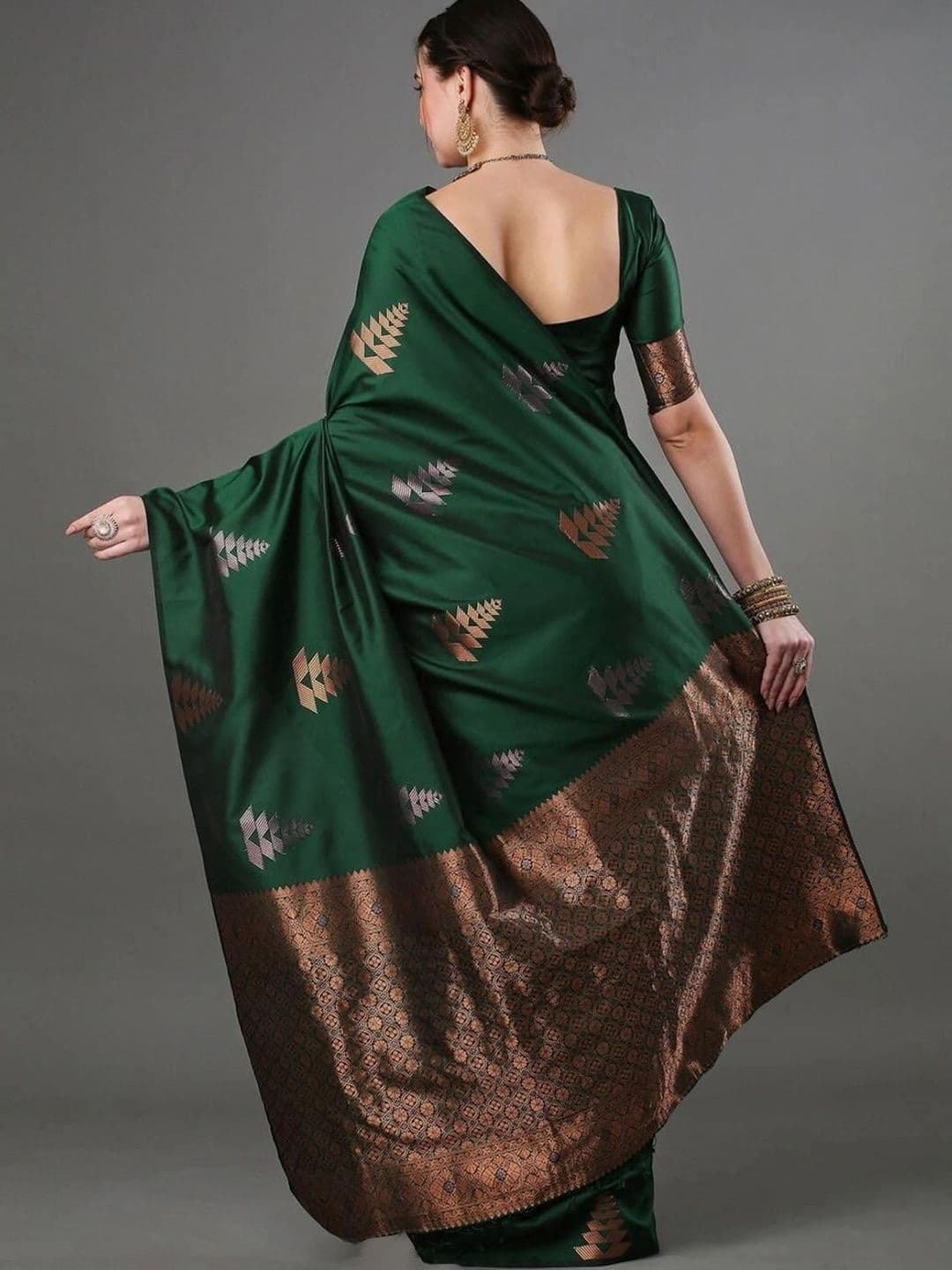 revika Woven Design Zari Art Silk Designer Kanjeevaram Saree thumbnail 2