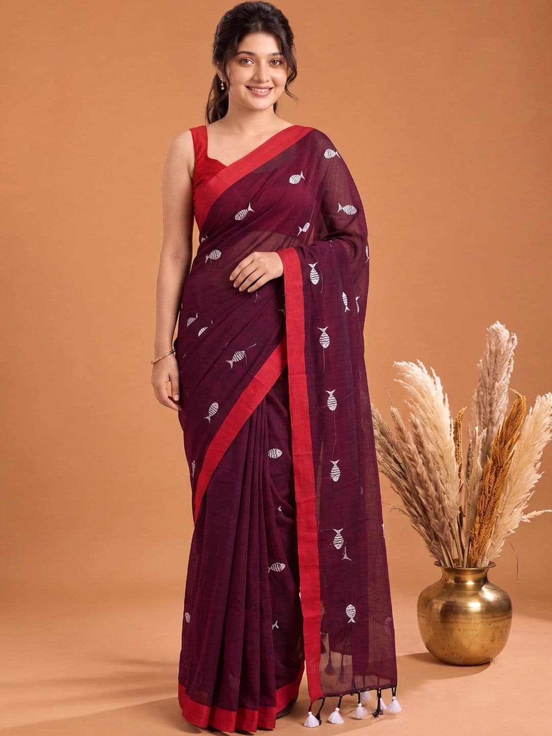 Aparna Ethnic Motifs Pure Cotton Saree - view 1