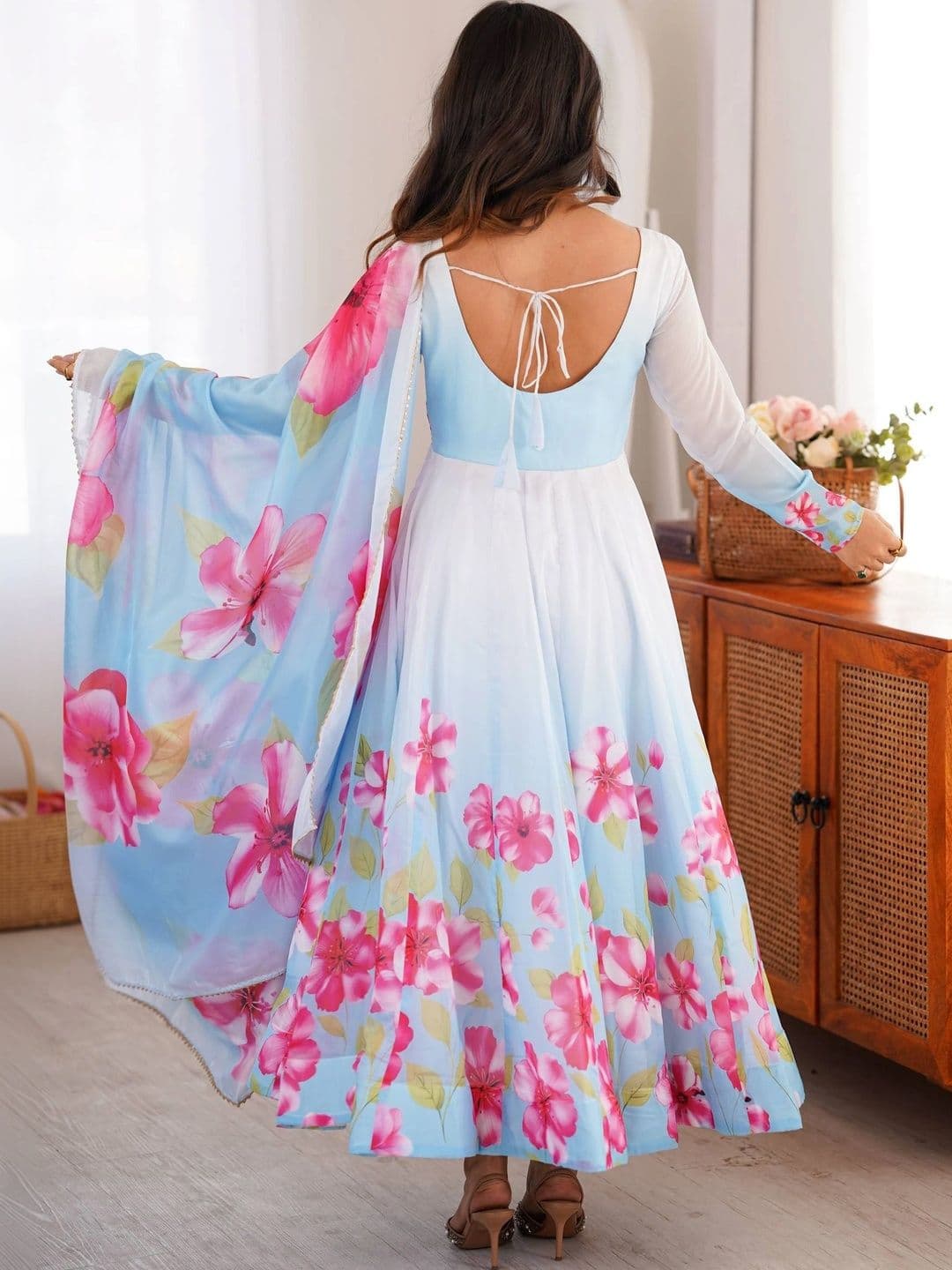 SAJAVAT ETHENIC WEAR Women Floral Printed Empire Kurta with Trousers & With Dupatta thumbnail 5