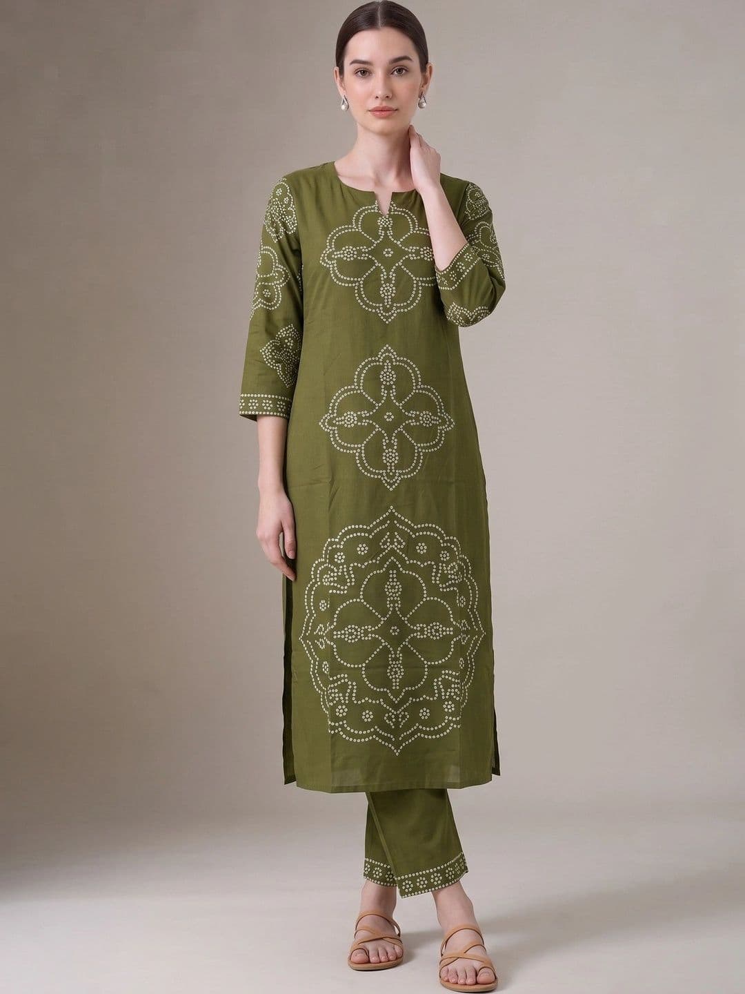 COTTON CULTURE Women Ethnic Motifs Printed Regular Kurta with Trousers thumbnail 3