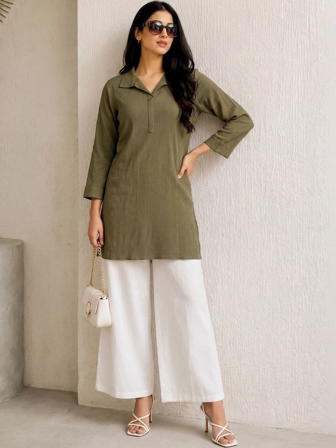 Kasendra Women Kurta thumbnail 5