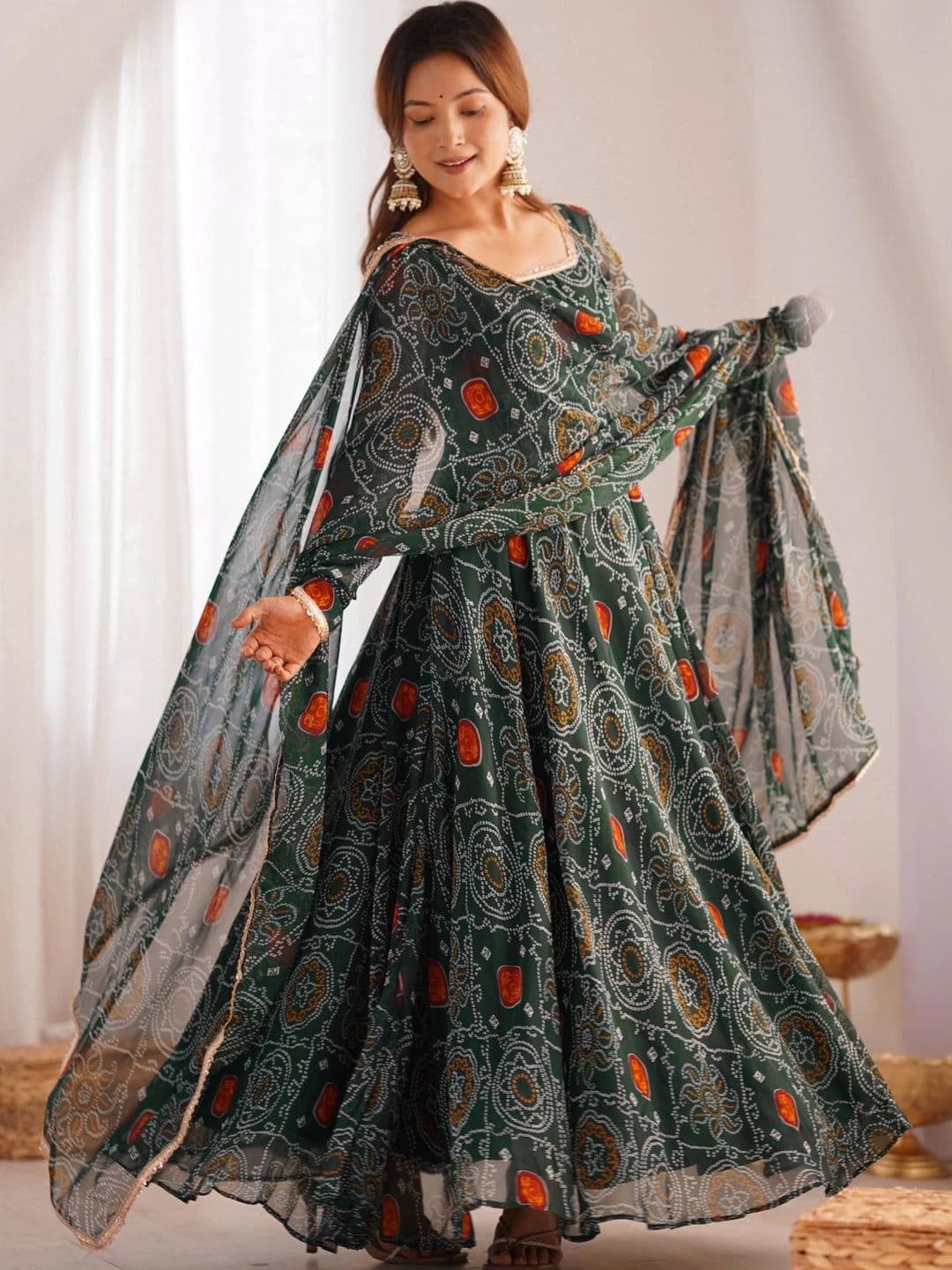 VASTRABELLA Women Ethnic Motifs Printed Regular Silk Chiffon Kurta with Pyjamas & With Dupatta thumbnail 5