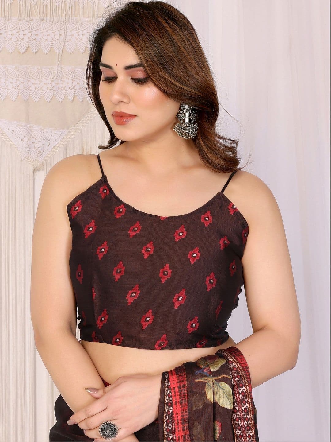 Owee Floral Pure Chiffon Designer Saree thumbnail 3