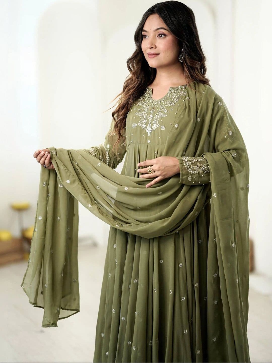 VASTRABELLA Women Ethnic Motifs Embroidered Empire Sequinned Silk Georgette Kurta with Trousers & With thumbnail 3
