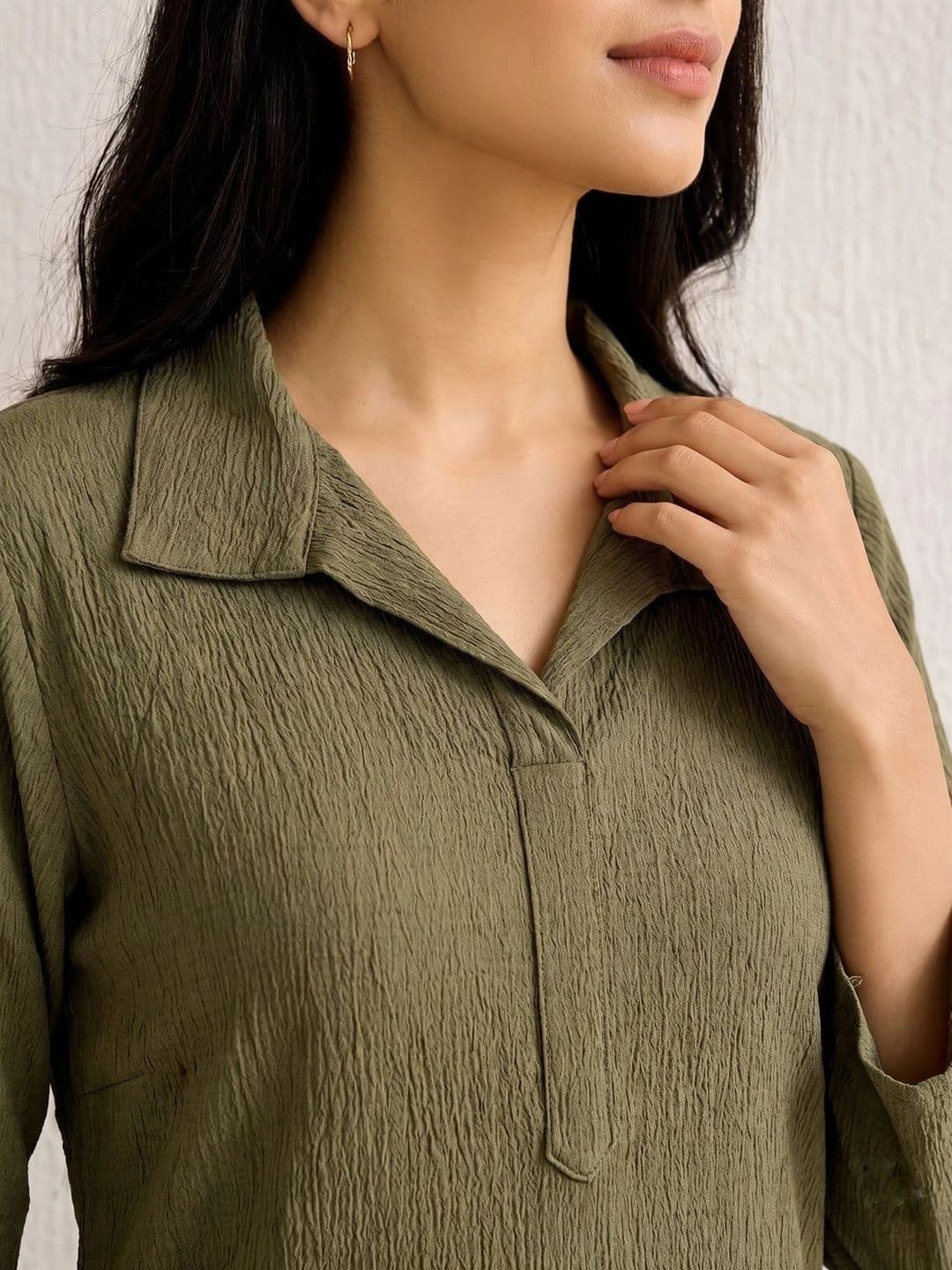 Kasendra Women Kurta thumbnail 3