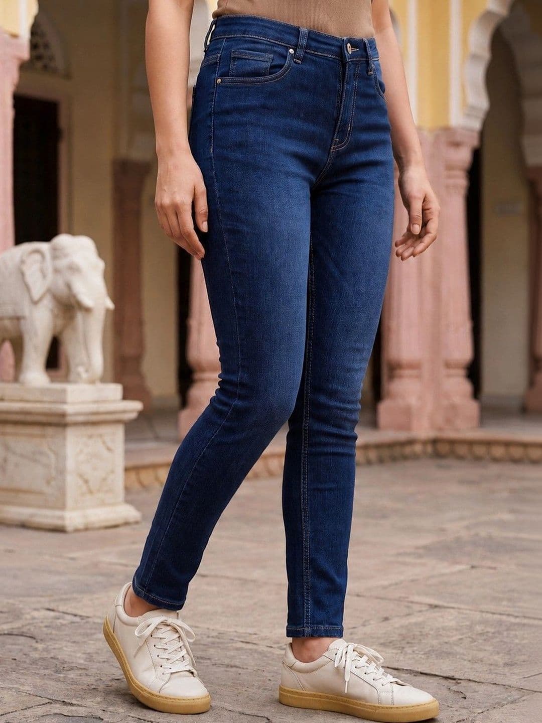Style Quotient Women Classic Slim Fit High-Rise Stretchable Jeans thumbnail 3