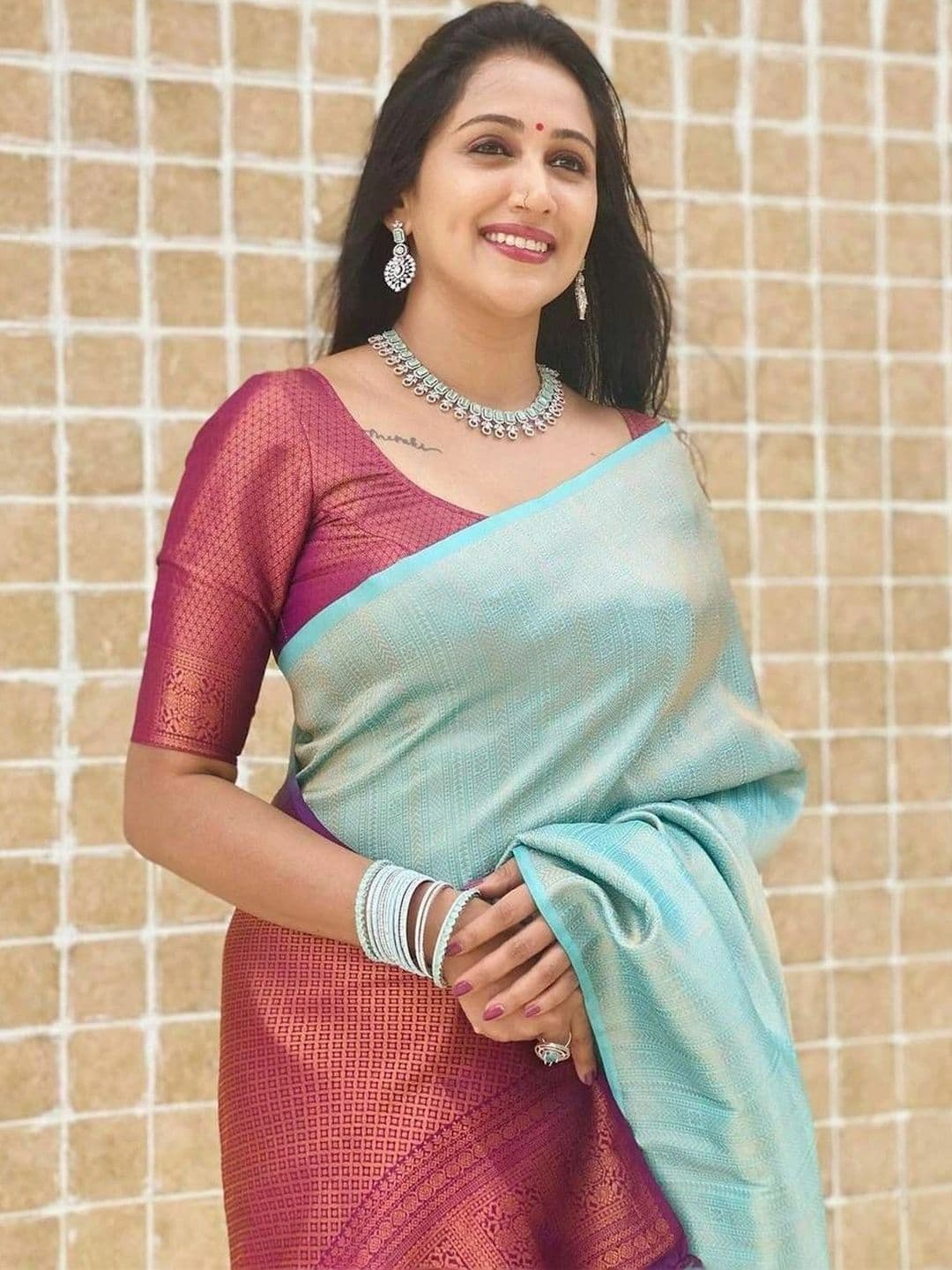 revika Woven Design Zari Art Silk Designer Kanjeevaram Saree thumbnail 5