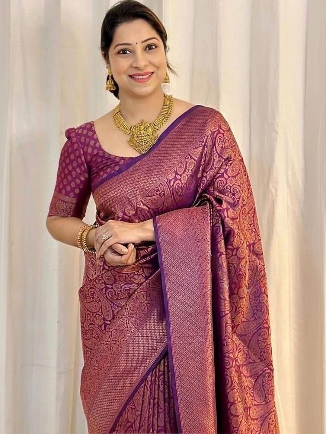 revika Woven Design Zari Art Silk Designer Kanjeevaram Saree thumbnail 2