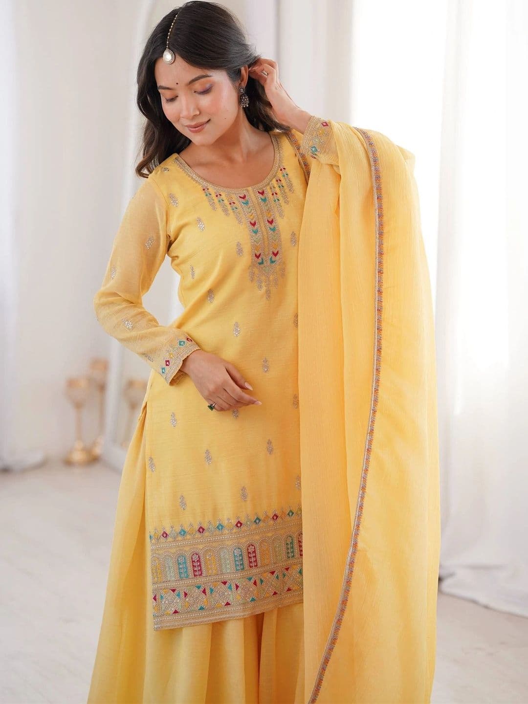 VASTRABELLA Women Ethnic Motifs Embroidered Regular Thread Work Kurta with Sharara & With Dupatta thumbnail 5