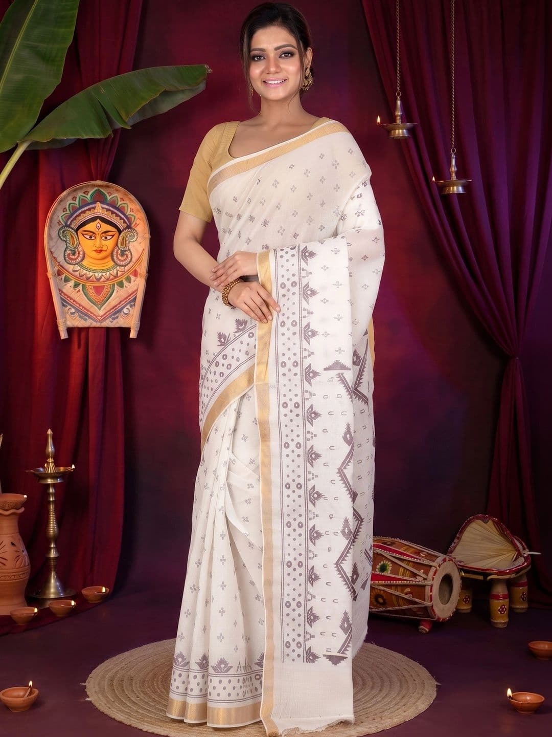 GitAsit Woven Design Sequinned Pure Cotton Handloom Taant Saree thumbnail 5
